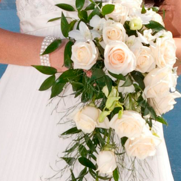 BOUQUET ROSAS BLANCAS